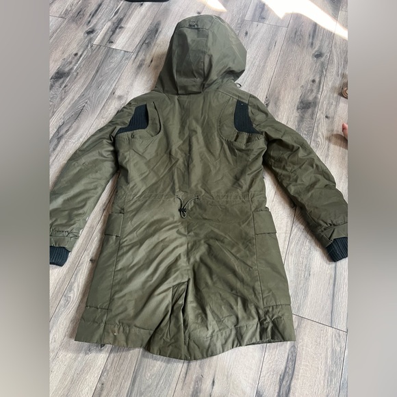 Rainforest Thermoluxe Parka Jacket size medium - Picture 5 of 7